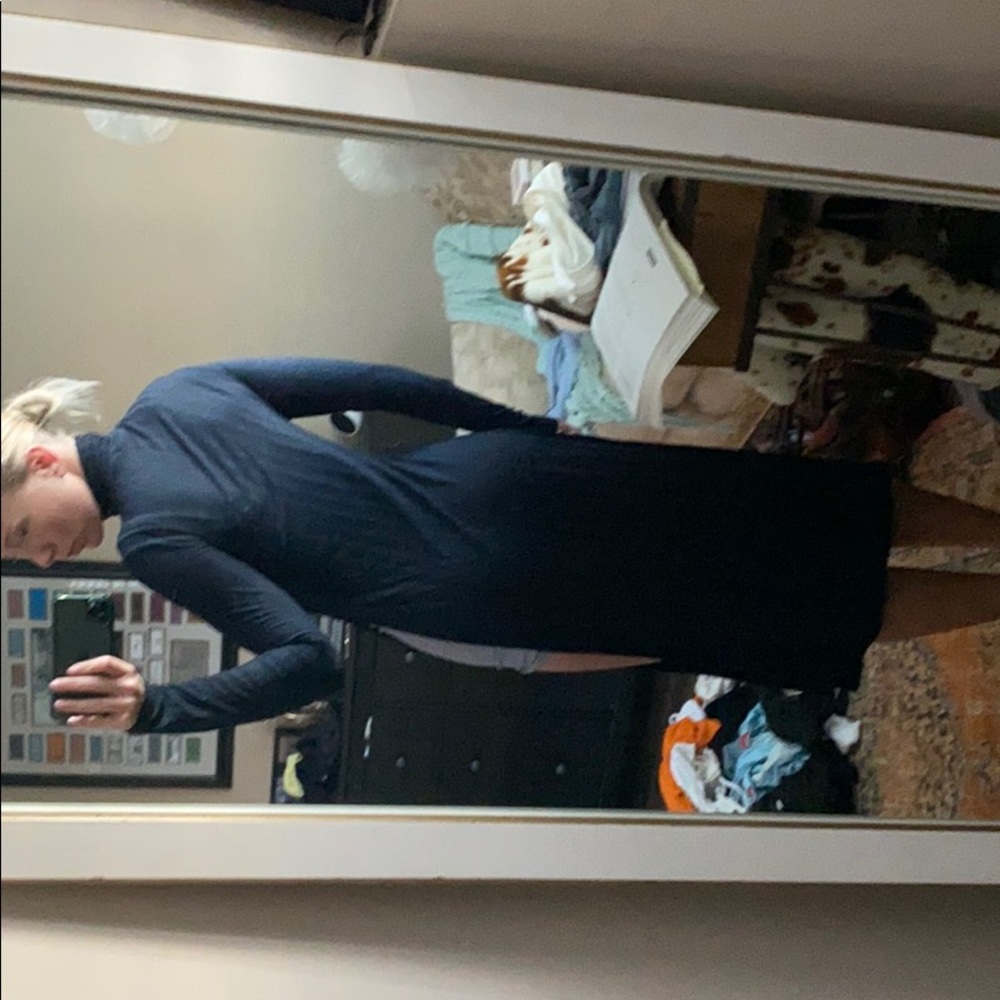 Lond black turtle neck - Picture 3 of 3